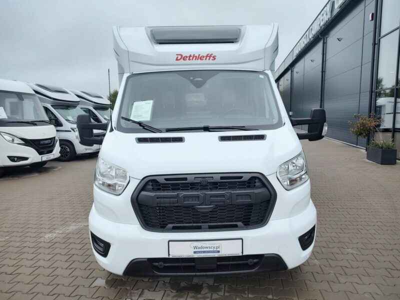 samochody kempingowe Dethleffs JUST GO T7055 EB (2025) Zimowy Just Go w automacie od Dethleffs! Kamper na bazie nowego Forda