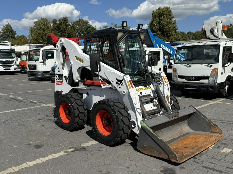 o sterowaniu burtowym Bobcat S300 Joystick Mini Ładowarka Waga 3692kg nie S570,553,530,S100,863 JCB NEW Holland Case Cat Caterpillar