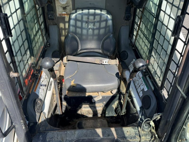 o sterowaniu burtowym Bobcat S300 Joystick Mini Ładowarka Waga 3692kg nie S570,553,530,S100,863 JCB NEW Holland Case Cat Caterpillar