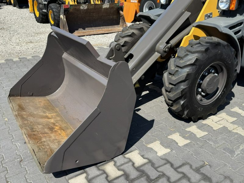 średnia kołowa Mecalac AX 700 Szybko-Złącze Łyżka Super Stan Super Stan nie Wacker Liebherr Jcb Volvo Caterpillar