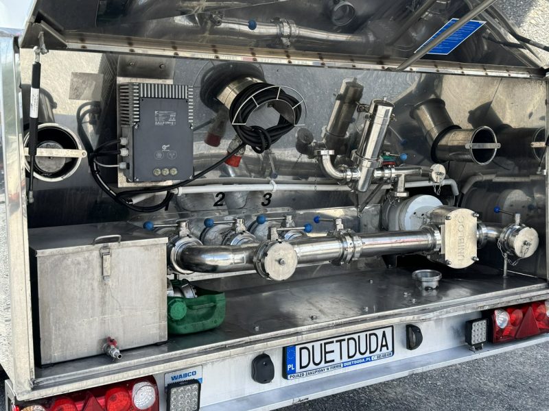 cysterna Lag Spożywcza Magyar Izolowana Webasto Pompa Elektryczna do Zrzutu 3-Komory 32.000litrów (10.5/7/14.5/) Pełna Instalacja i Filtr Sterylny