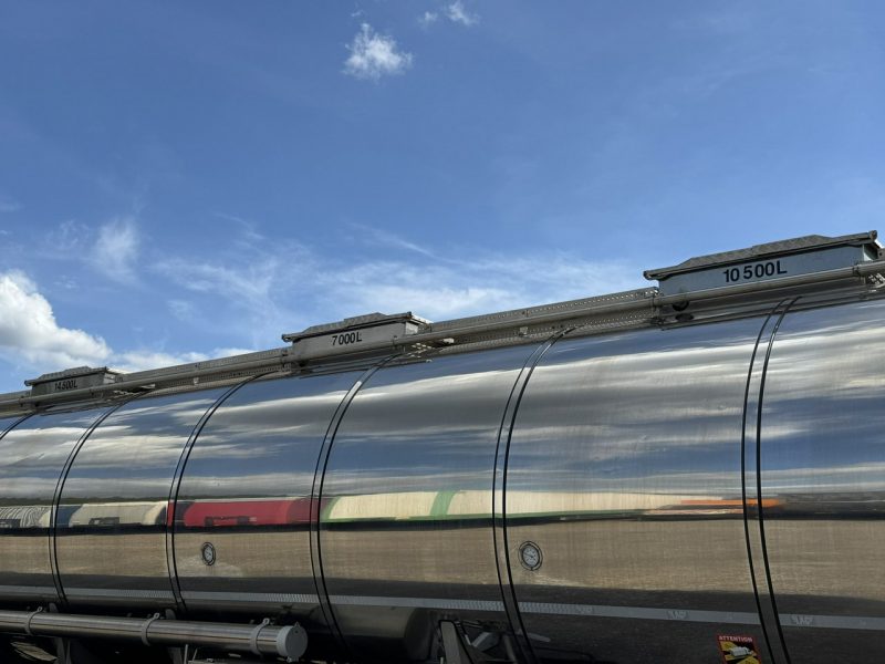 cysterna Lag Spożywcza Magyar Izolowana Webasto Pompa Elektryczna do Zrzutu 3-Komory 32.000litrów (10.5/7/14.5/) Pełna Instalacja i Filtr Sterylny