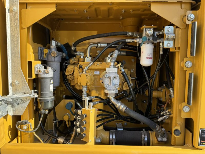 gąsienicowa Caterpillar 320 EL Szybkozłącze Łyżka Skarpowa uchylna Waga 22tony Zadbana Super Stan nie 319 320 323 320 324 326 329 330
