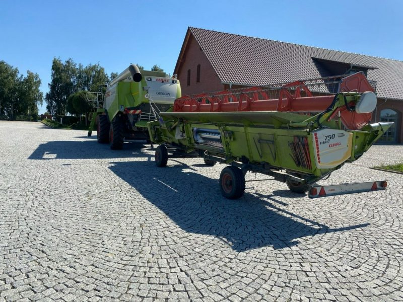 kombajny Claas kombajn CLAAS LEXION 550 / 560 + heder v750 kombajn CLAAS LEXION 550 / 560 + heder v750