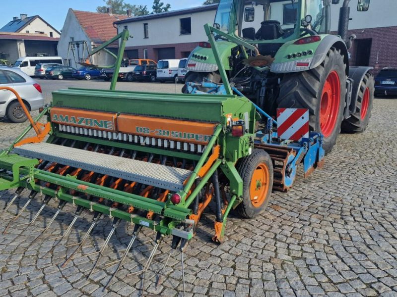 siewki i siewniki Amazone Siewnik AMAZONE D8-30 Super Agregat Lemken Siewnik AMAZONE D8-30 Super Agregat Lemken