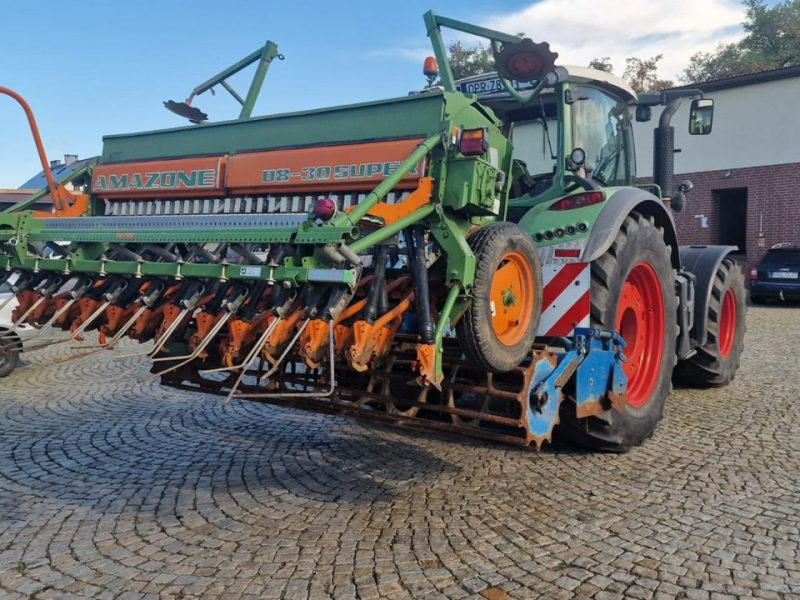 siewki i siewniki Amazone Siewnik AMAZONE D8-30 Super Agregat Lemken Siewnik AMAZONE D8-30 Super Agregat Lemken