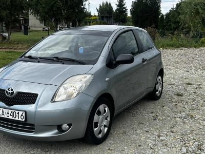 Toyota Yaris 2008r 1.0 69 km