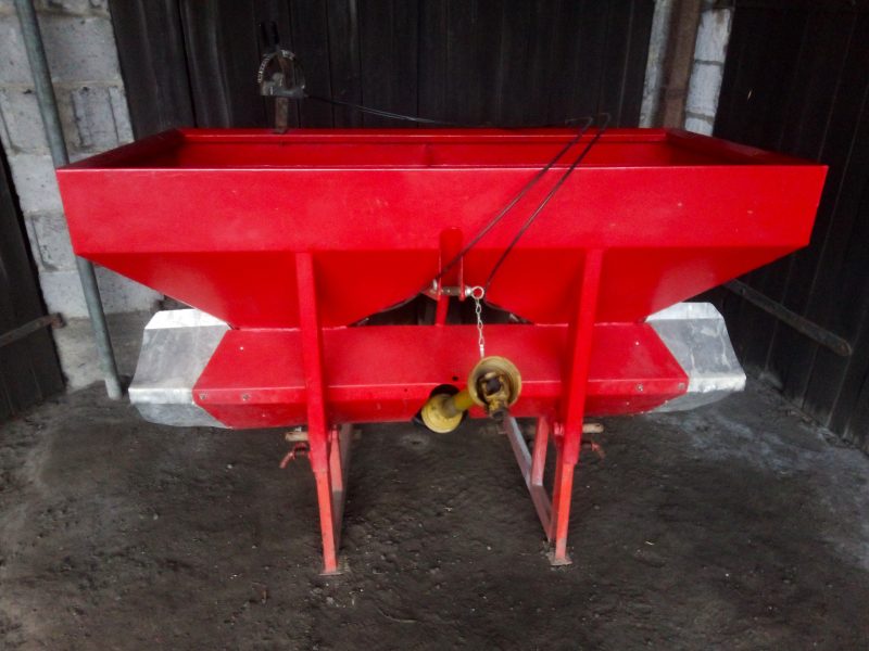 Rozsiewacz Accord Discus 21 m | 800l