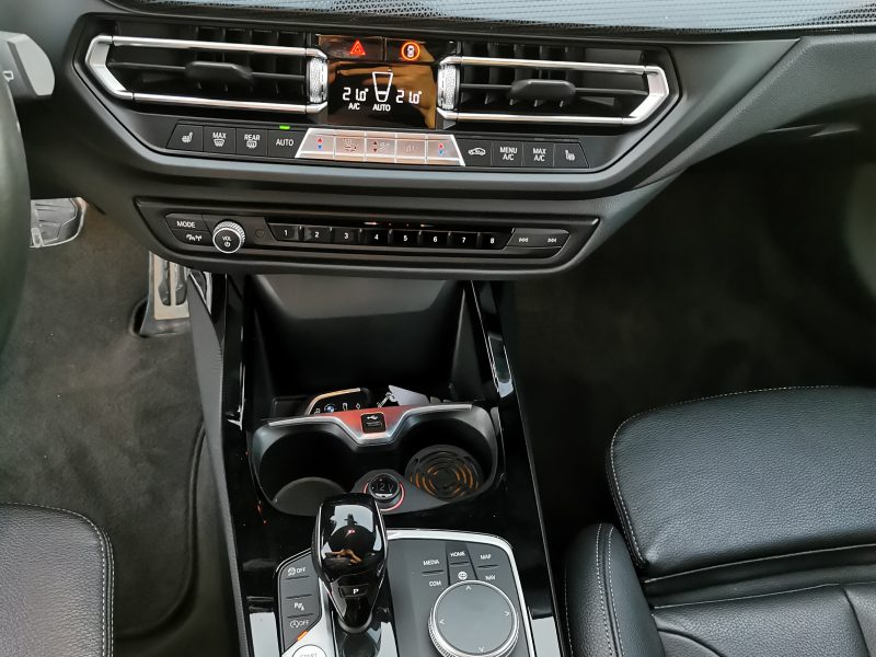 BMW SERIA 1 F40 BMW 120D XDRIVE super stan jak nowy po serwisie
