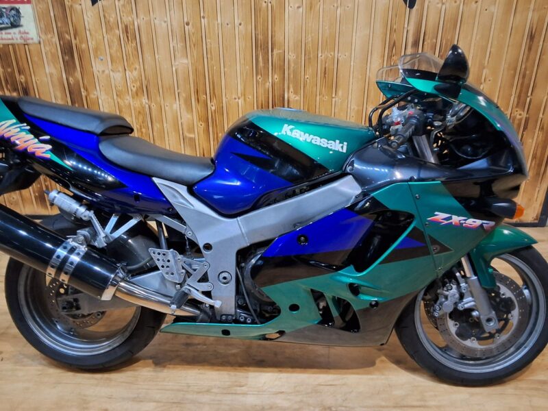 Kawasaki Ninja Motocykl klasyczny NJNJA 900 kawasaki zx9r RATY lub zakup online