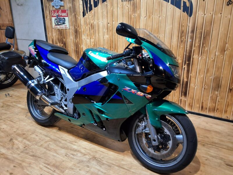 Kawasaki Ninja Motocykl klasyczny NJNJA 900 kawasaki zx9r RATY lub zakup online