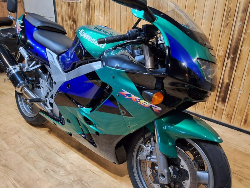 Kawasaki Ninja Motocykl klasyczny NJNJA 900 kawasaki zx9r RATY lub zakup online