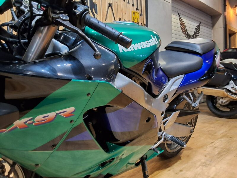 Kawasaki Ninja Motocykl klasyczny NJNJA 900 kawasaki zx9r RATY lub zakup online