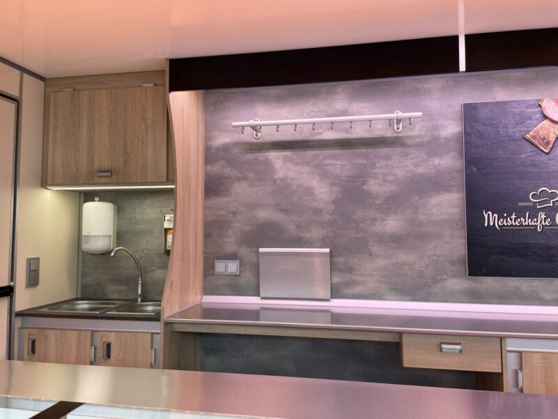 Fiat Ducato Autosklep wędlin Gastronomiczna food truck foodtruck sklep Borco 2022