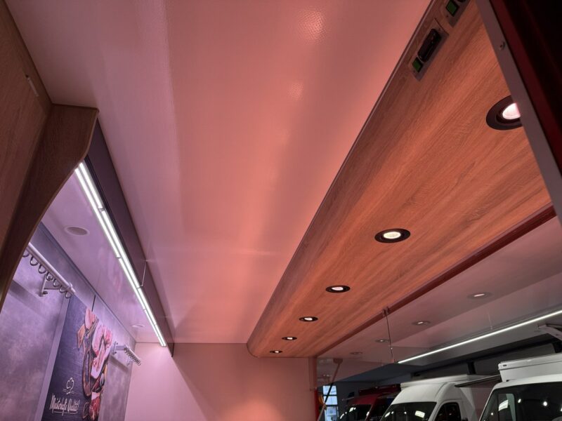 Fiat Ducato Autosklep wędlin Gastronomiczna food truck foodtruck sklep Borco 2022