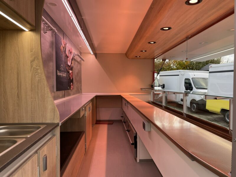 Fiat Ducato Autosklep wędlin Gastronomiczna food truck foodtruck sklep Borco 2022