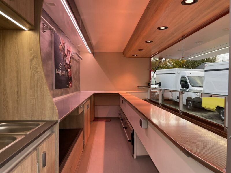 Fiat Ducato Autosklep wędlin Gastronomiczna food truck foodtruck sklep Borco 2022