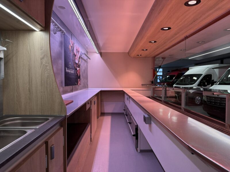 Fiat Ducato Autosklep wędlin Gastronomiczna food truck foodtruck sklep Borco 2022