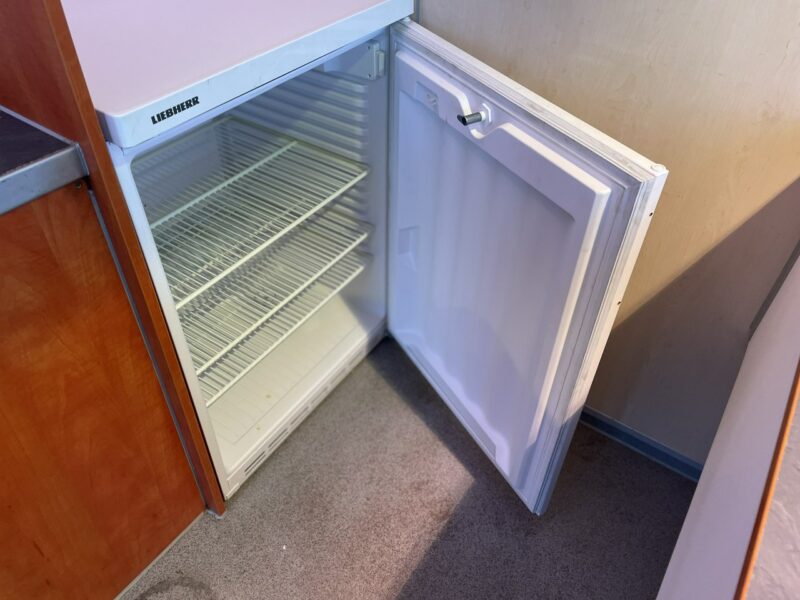 Renault Master Autosklep wędlin Gastronomiczny Food Truck Foodtruck Sklep Borco 2007