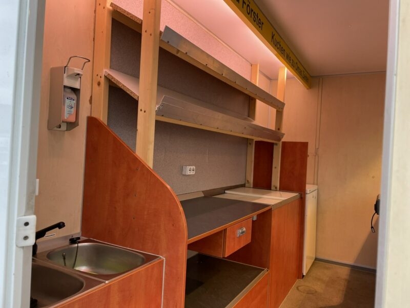 Renault Master Autosklep wędlin Gastronomiczny Food Truck Foodtruck Sklep Borco 2007