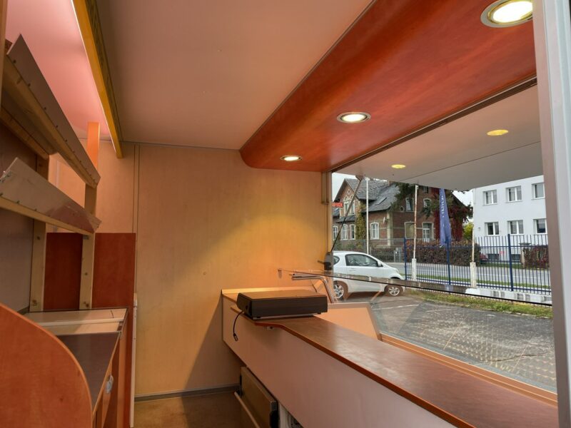 Renault Master Autosklep wędlin Gastronomiczny Food Truck Foodtruck Sklep Borco 2007