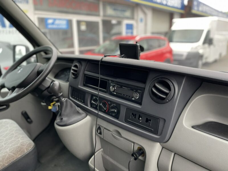 Renault Master Autosklep wędlin Gastronomiczny Food Truck Foodtruck Sklep Borco 2007