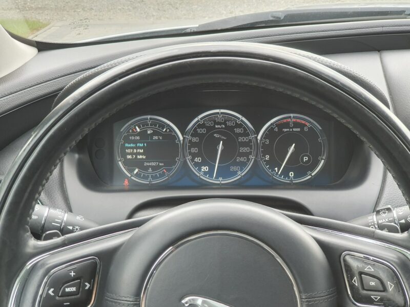 Jaguar XJ 3.0d 275KM Full Opcja 2011r Raty Zamiana X351 (2009-)