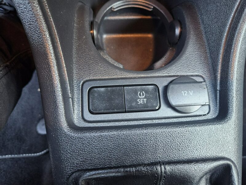 Volkswagen Up! Klimatyzacja / Komputer pokładowy / 2 kpl. kół