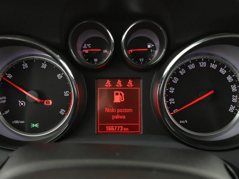 Opel Mokka bi-xenon navi półskóra kamera i czuniki parkowania grzane fotele I (2012-2019)