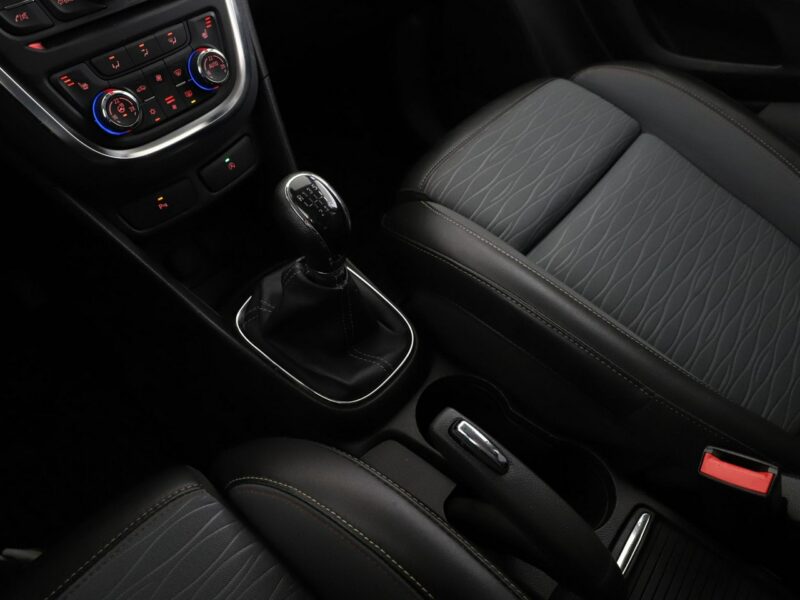 Opel Mokka bi-xenon navi półskóra kamera i czuniki parkowania grzane fotele I (2012-2019)