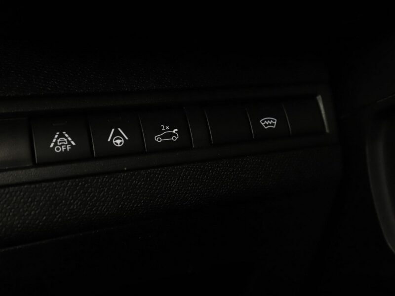 Peugeot 5008 FV23% GT-Line atuomat 177KM 7-osob. skóra panorama navi ACC grzane fot II (2017-)