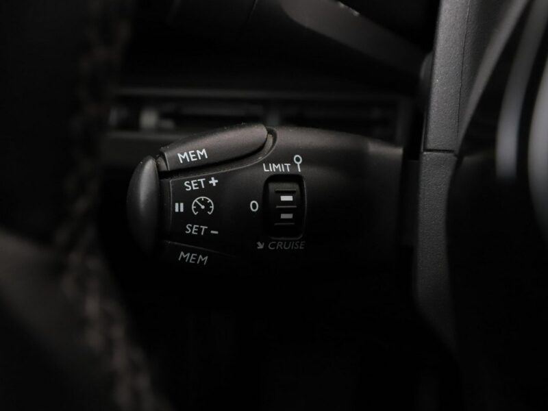 Peugeot 3008 Navi Klimatyzacja Czujniki parkowania Bluetooth II (2016-)