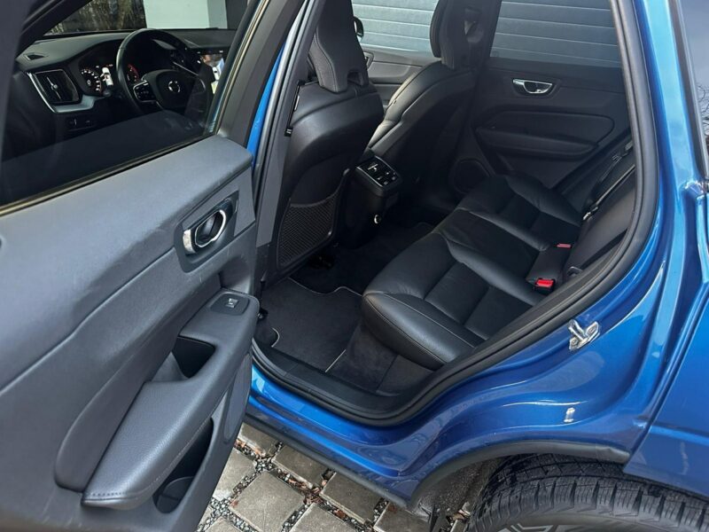 Volvo XC 60 XC60 R-design 2.0D5 235KM Automat Navi Kamery360 Panorama HAK Harman/K II (2017-)