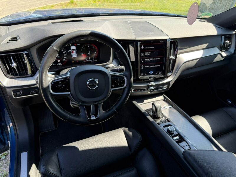 Volvo XC 60 XC60 R-design 2.0D5 235KM Automat Navi Kamery360 Panorama HAK Harman/K II (2017-)