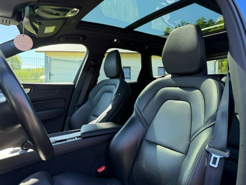 Volvo XC 60 XC60 R-design 2.0D5 235KM Automat Navi Kamery360 Panorama HAK Harman/K II (2017-)