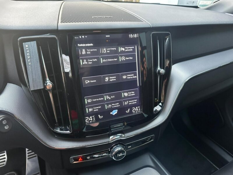 Volvo XC 60 XC60 R-design 2.0D5 235KM Automat Navi Kamery360 Panorama HAK Harman/K II (2017-)