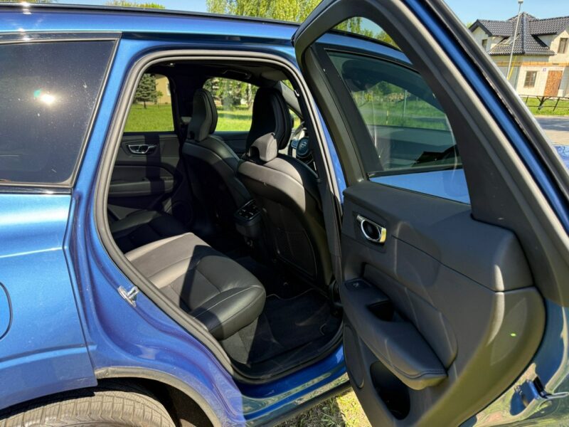 Volvo XC 60 XC60 R-design 2.0D5 235KM Automat Navi Kamery360 Panorama HAK Harman/K II (2017-)