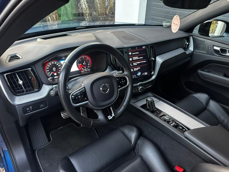 Volvo XC 60 XC60 R-design 2.0D5 235KM Automat Navi Kamery360 Panorama HAK Harman/K II (2017-)