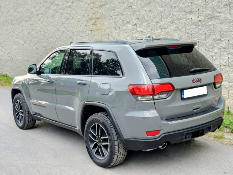 Jeep Grand Cherokee IV (2010-)