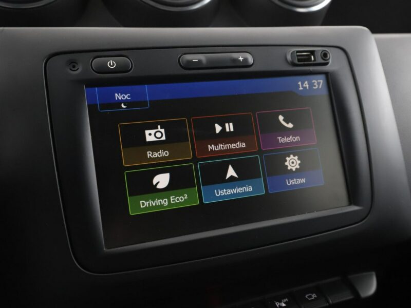 Dacia Duster navi klima auto kamera i czujniki parkowania grzane fotele II (2017-2024)