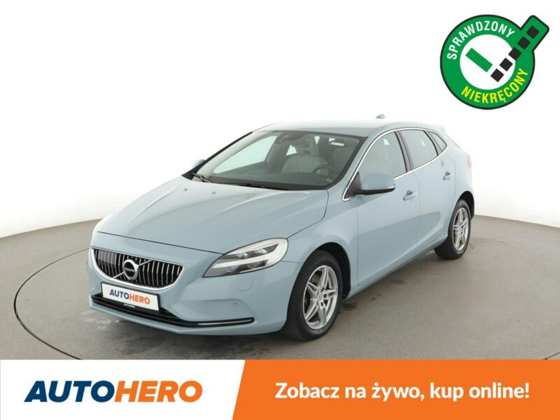 Volvo V40 full LED jasne skóry klima auto czujniki parkowania grzane fotele II (2012-)