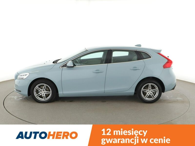 Volvo V40 full LED jasne skóry klima auto czujniki parkowania grzane fotele II (2012-)