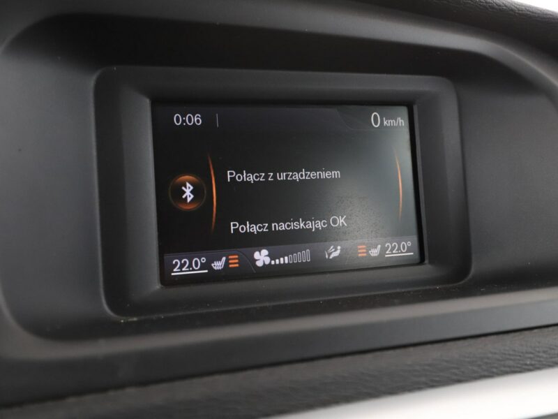 Volvo V40 full LED jasne skóry klima auto czujniki parkowania grzane fotele II (2012-)