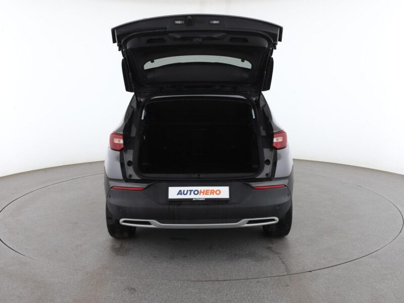 Opel Grandland X Navi Kamera cofania Klimatyzacja El.szyby Bluetooth