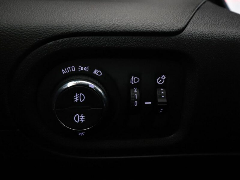 Opel Grandland X Navi Kamera cofania Klimatyzacja El.szyby Bluetooth