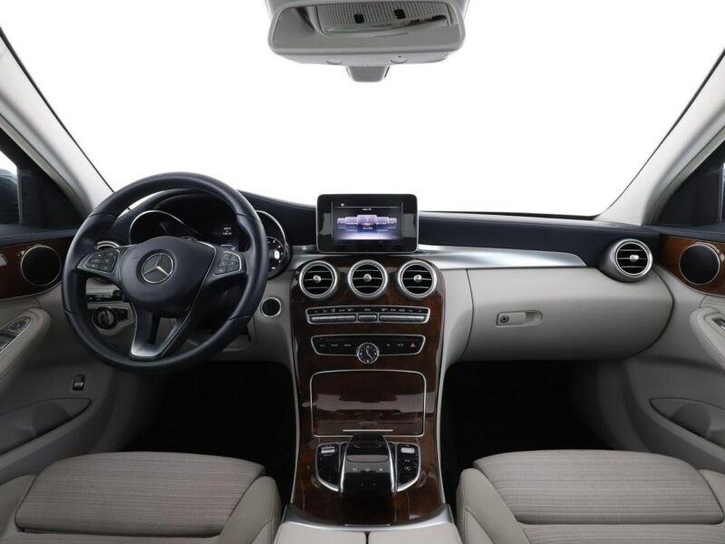 Mercedes C 180 automat półskóra jane wnętrze navi klima auto grzane fotele kamera W205 (2014-2021)