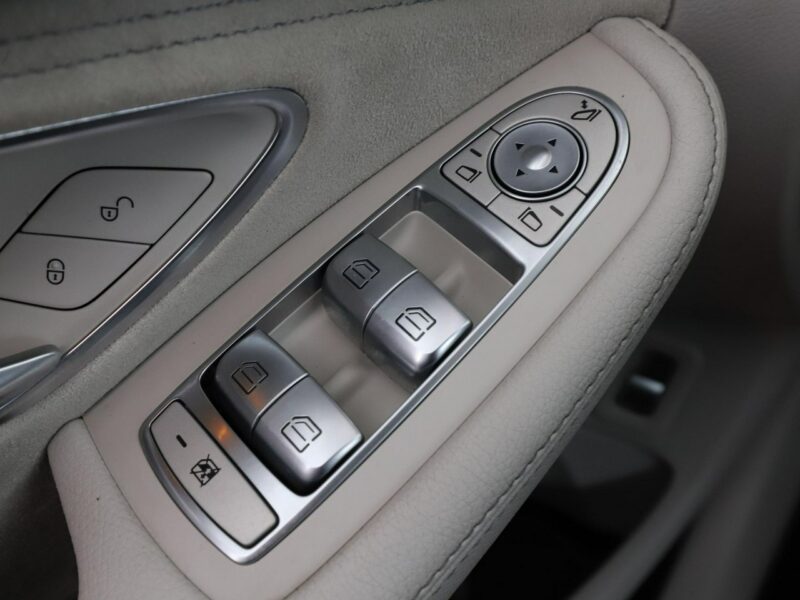 Mercedes C 180 automat półskóra jane wnętrze navi klima auto grzane fotele kamera W205 (2014-2021)