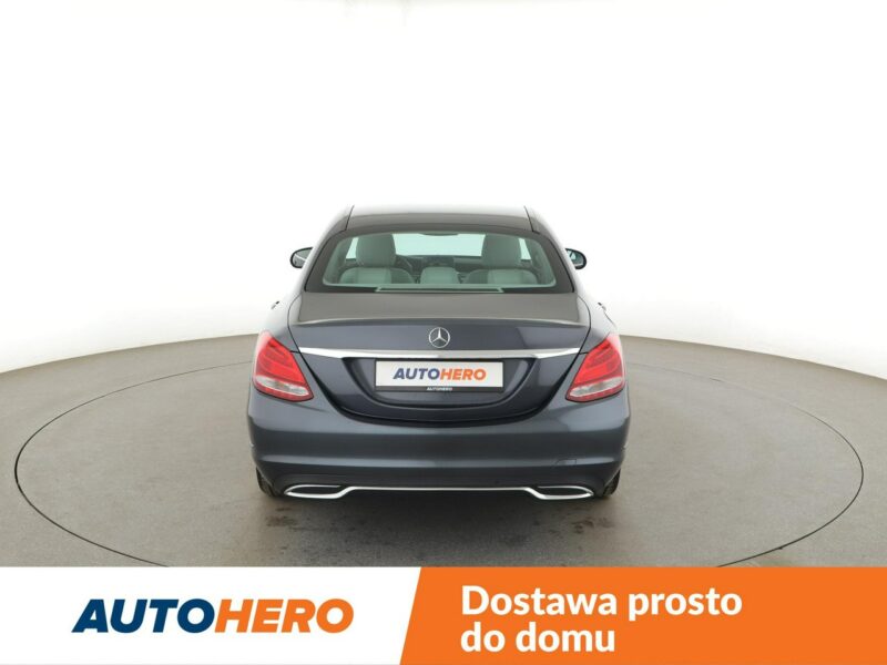 Mercedes C 180 automat półskóra jane wnętrze navi klima auto grzane fotele kamera W205 (2014-2021)