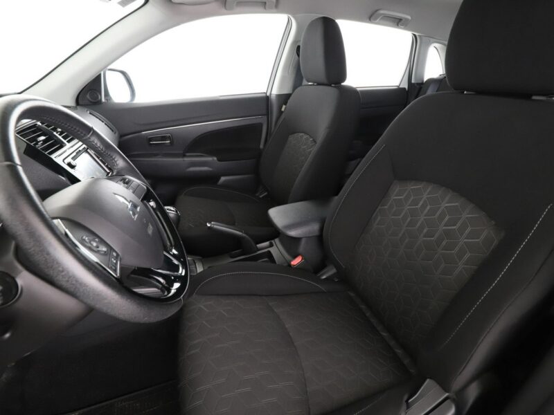 Mitsubishi ASX Kamera cofania Hak Klimatyzacja Podgrzewane fotele El.szyby Bluetooth