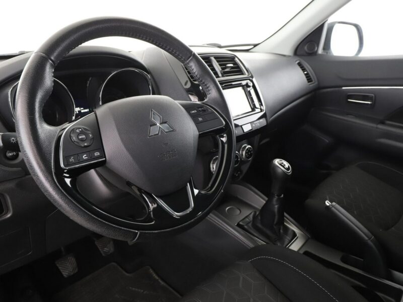 Mitsubishi ASX Kamera cofania Hak Klimatyzacja Podgrzewane fotele El.szyby Bluetooth